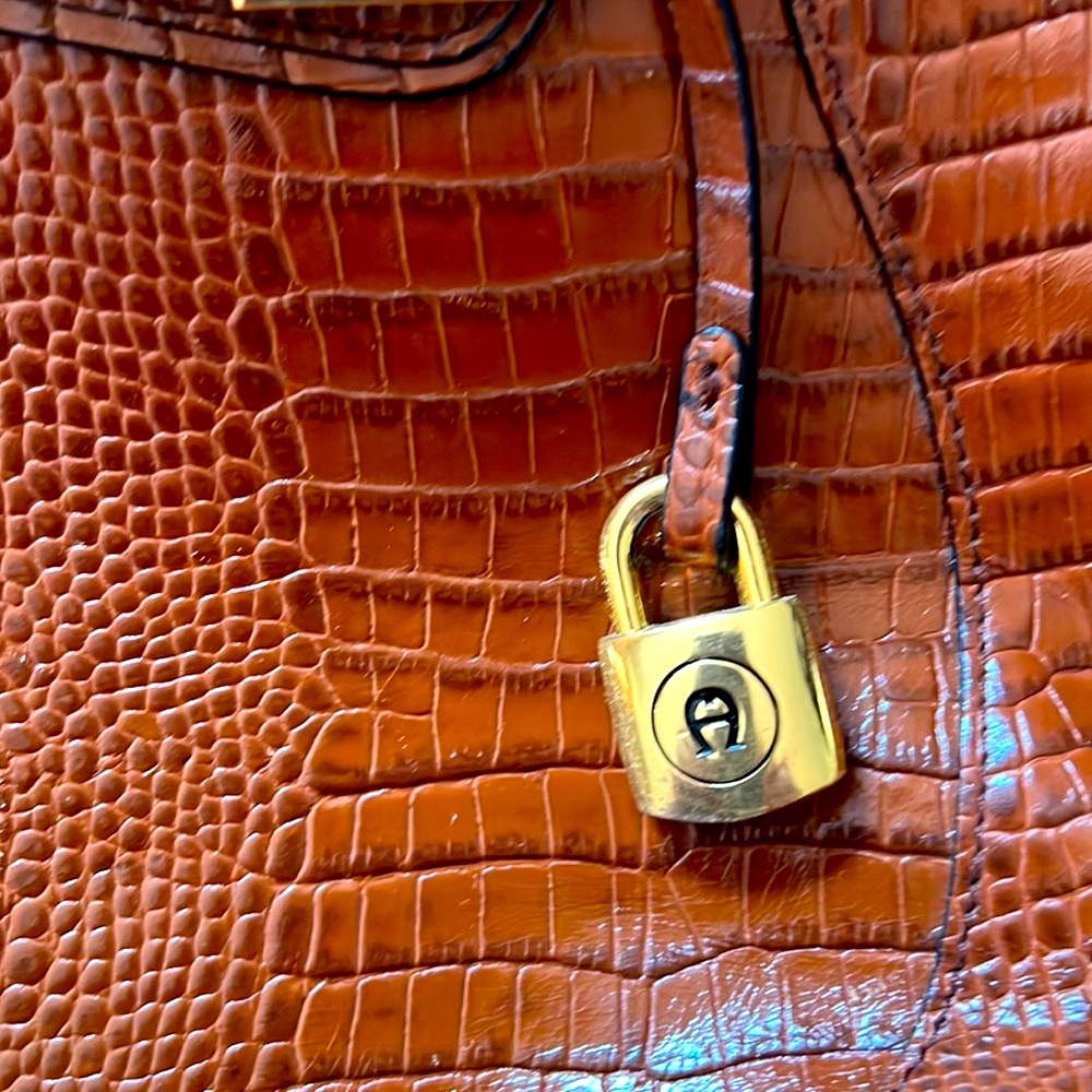 Vintage Aigner pocketbook, brown - Picture 4 of 12